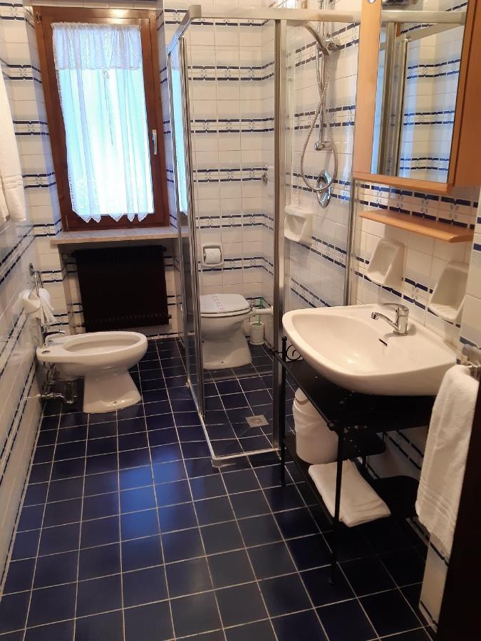 Garnì Valdan Hotell Falcade Exteriör bild