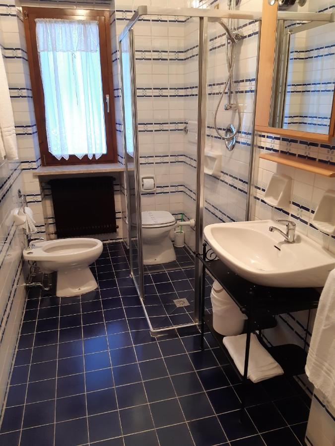 Garnì Valdan Hotell Falcade Exteriör bild