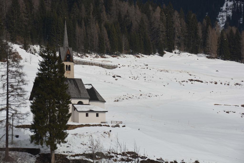 Garnì Valdan Hotell Falcade Exteriör bild